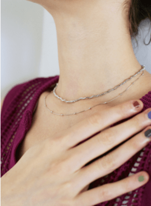 ROOM brings necklace