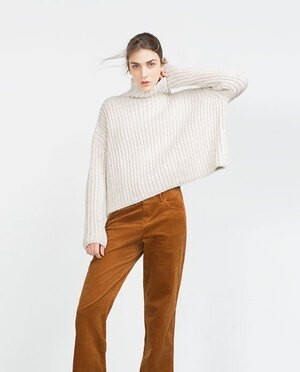 ZARA ハイネックセーター