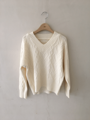mite girly v knit