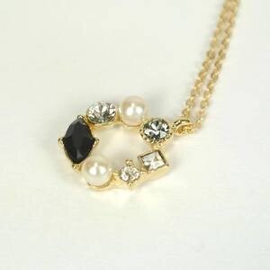 Clalat サークルビジューパールネックレス