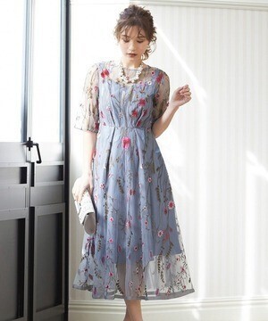 niana ヴィンテージ風フラワー刺繍結婚式ワンピースドレス