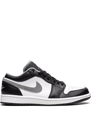 NIKE Air Jordan 1 Low スニーカー