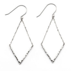 CASUCA mehisiba miniチェーンフックピアス YG