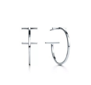 Tiffany フープ ピアス