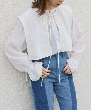 Kastane 刺繍フラップ付き3WAYブラウス