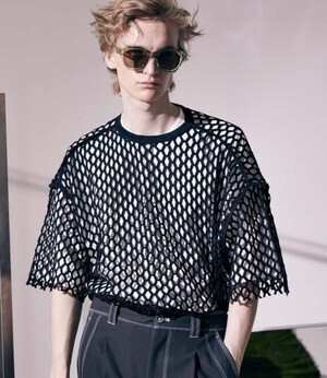 MAISON SPECIAL ハニカムビッグメッシュプライムオーバークルーネックTシャツ