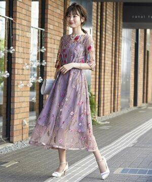 Dorry Doll ヴィンテージ風フラワーカラー刺繍レースフィット＆フレアードレス