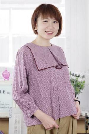 fig London ギンガムチェックスクエアプリーツ衿長袖ブラウス