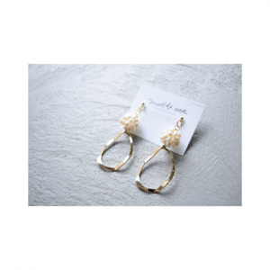 Matilda rose natural pearl ball/イヤリング