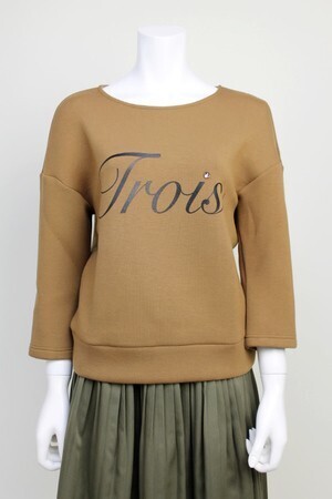 trois 【T53-3285】ロゴ入プルオーバー