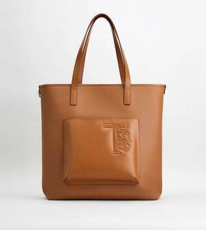 TOD'S レザー ショッピングバッグ ミディアム