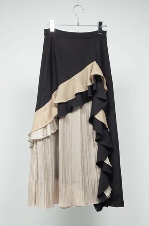 FUMIKU Layered Frill Skirt