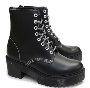 Dr.Martens 8ホール ブーツ