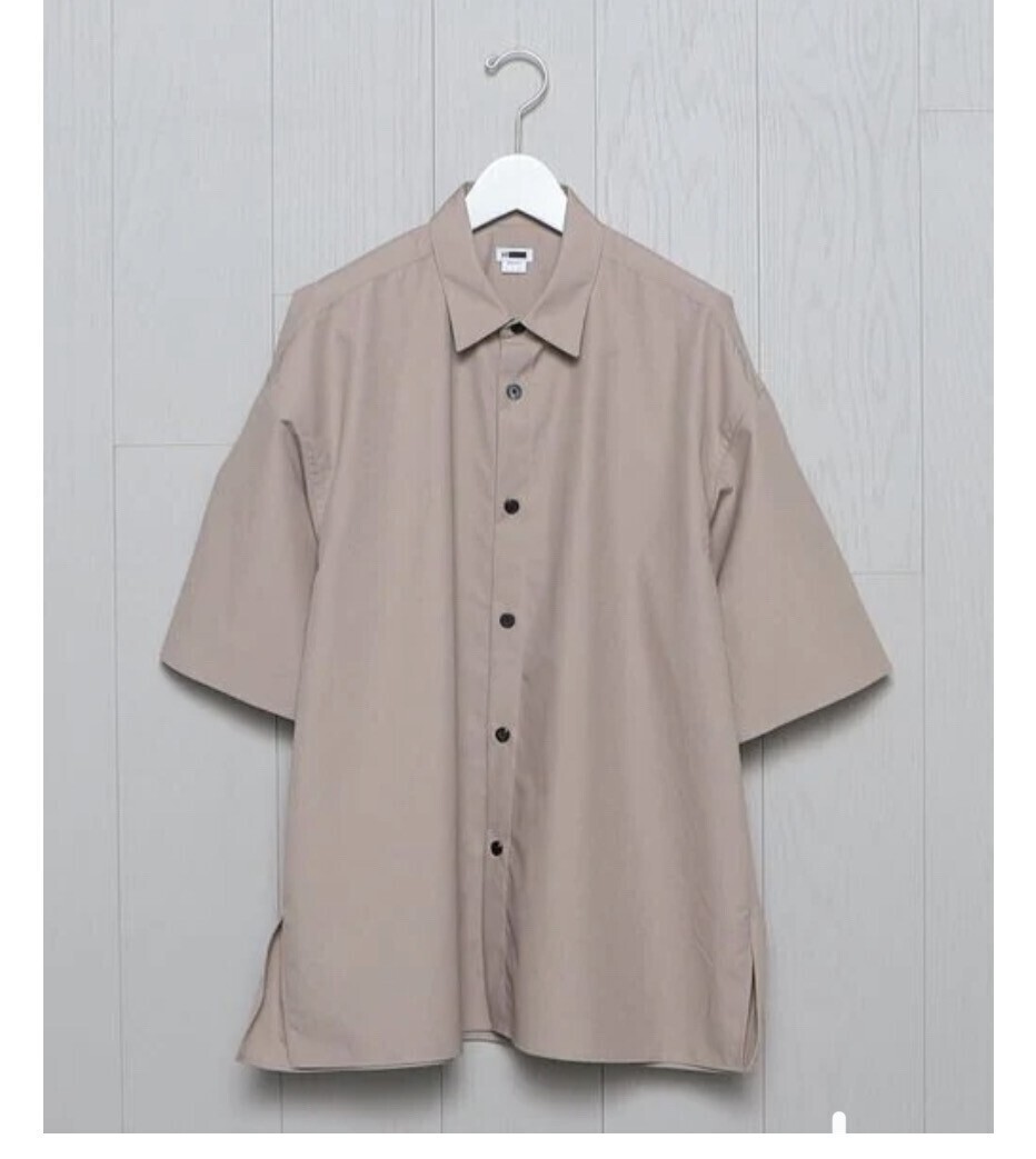 H BEAUTY&YOUTH TYPEWRITER CLOTH SQUARE CUT SHORT SLEEVE SHIRT