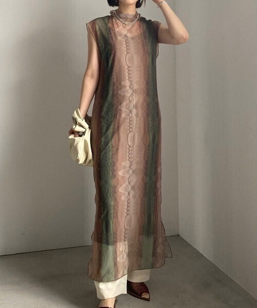 Ameri VINTAGE MEDI WAVE PATTERN SHEER DRESS