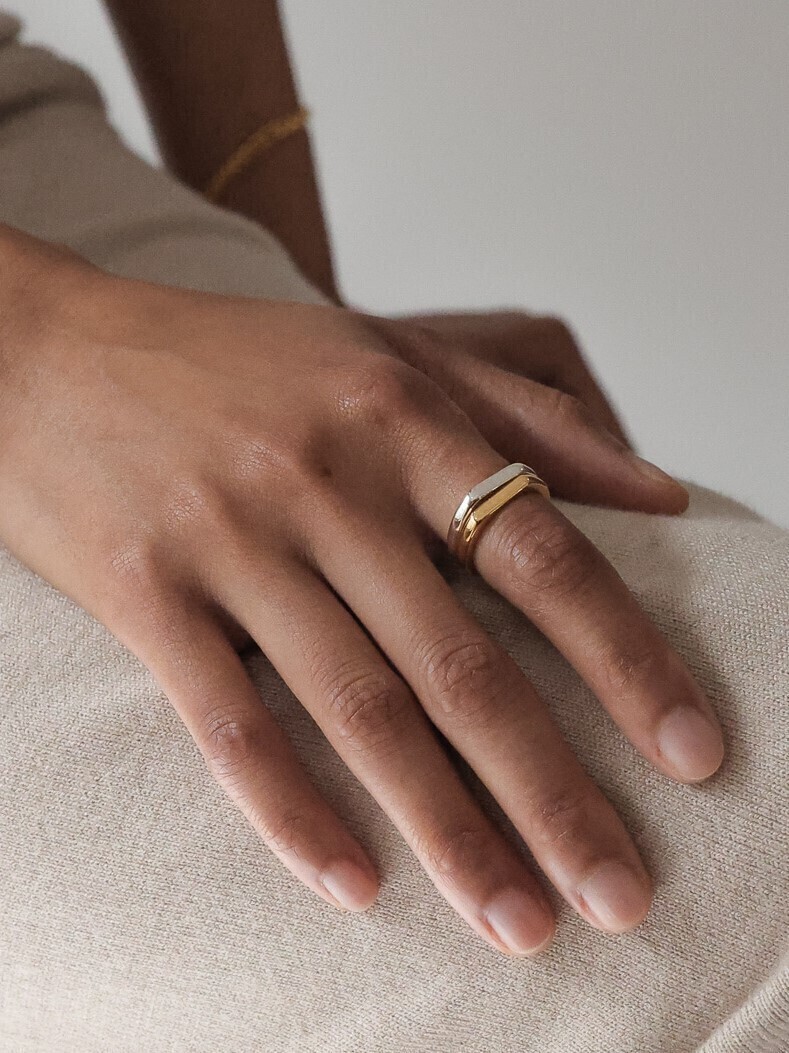 DAUGHTERS JEWELRY Flat face ring