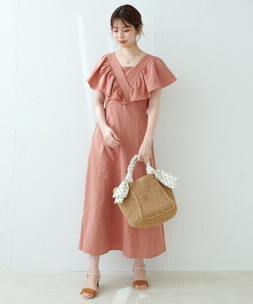 natural couture 程良い大人可愛いが叶う ギャザーフリル大人ガーリーワンピース