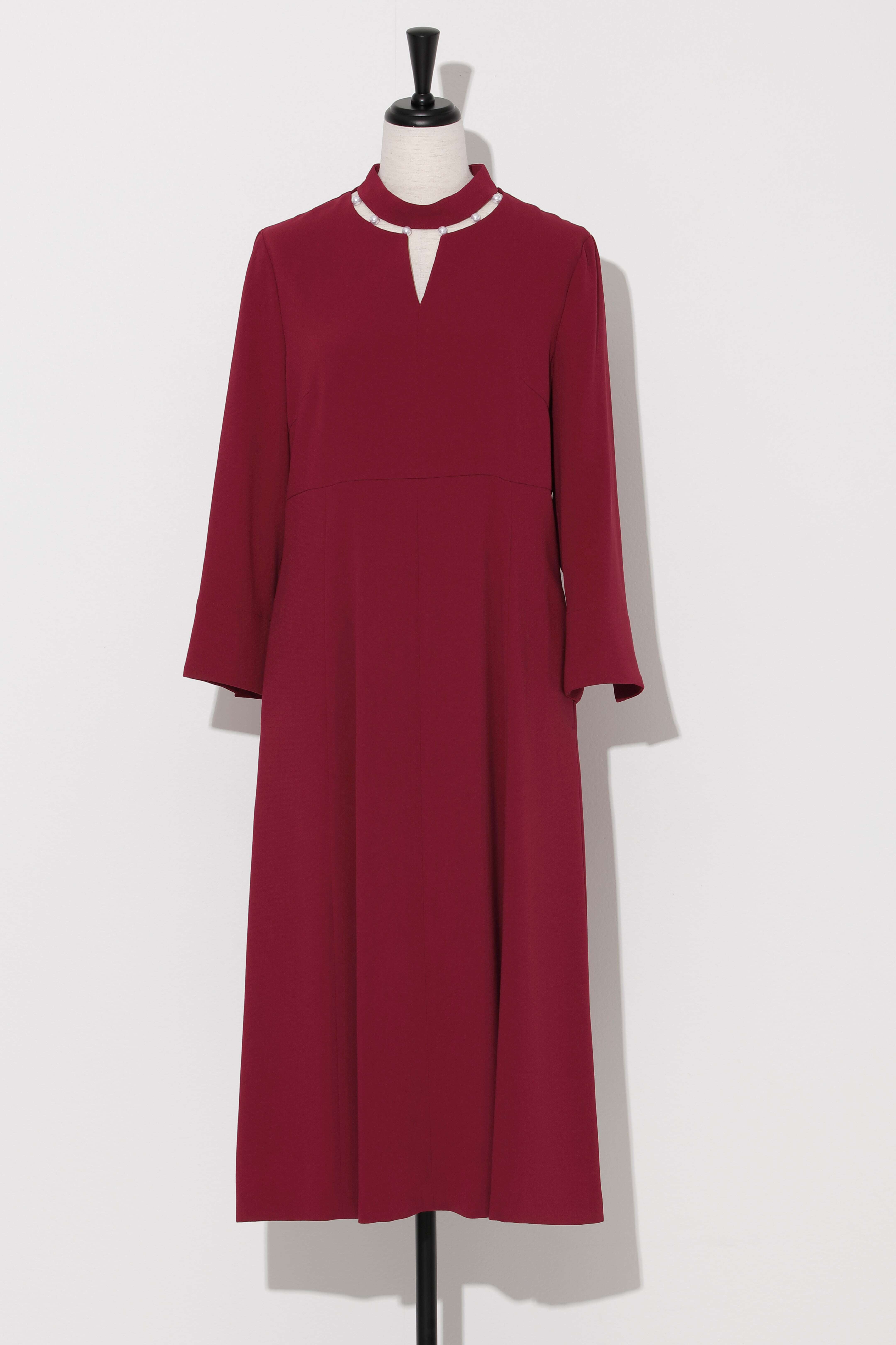 Arobe Neck Pearl Dress Ⅱ