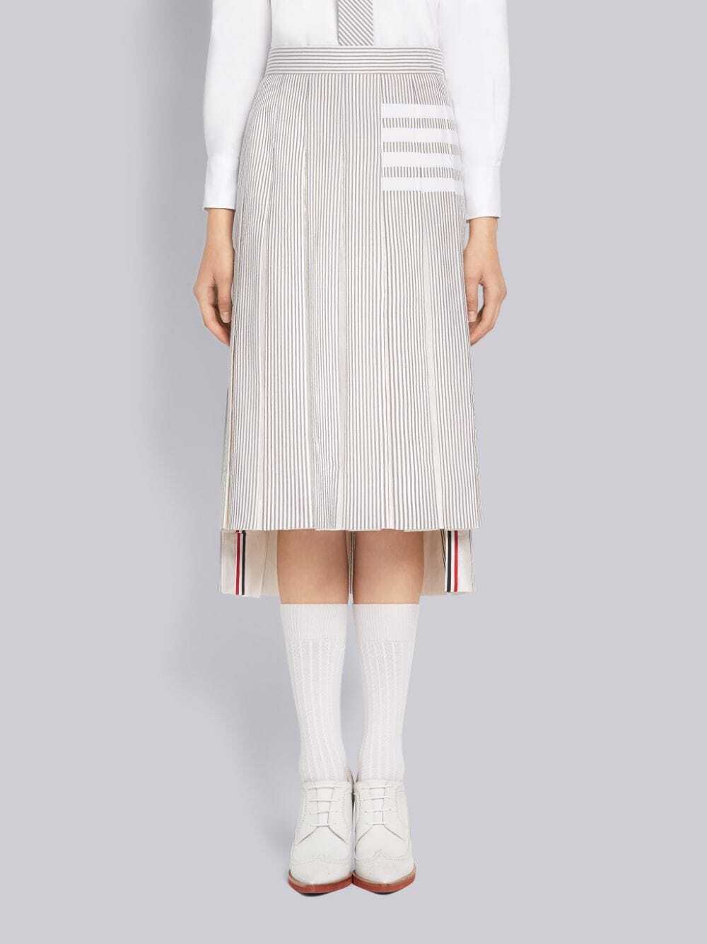 THOM BROWNE.NEW YORK ミディアムグレー コットンシアサッカー グログラン 4BAR インターシャストライプ ひざ下 プリーツスカート