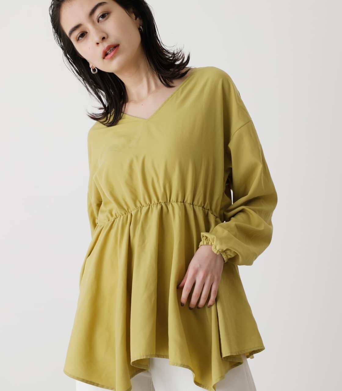 AZUL BY MOUSSY WAIST SHIRRING HEM BLOUSE