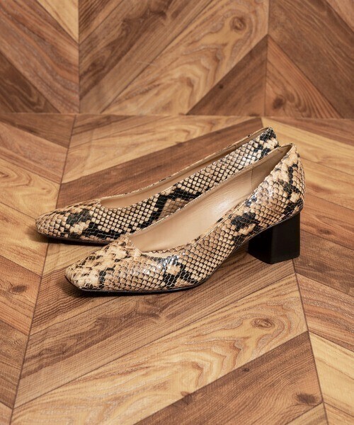 FABIO RUSCONI SQUARE TOE PUMPS
