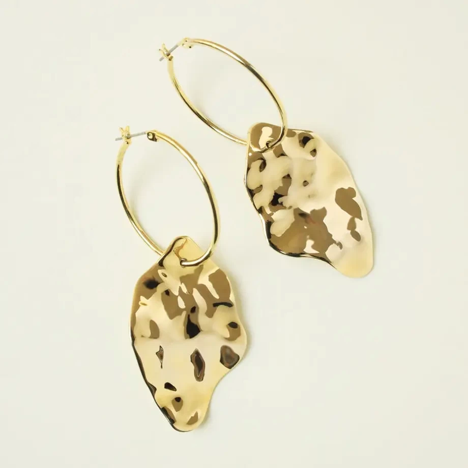 D.U.E water surface hoop pierce