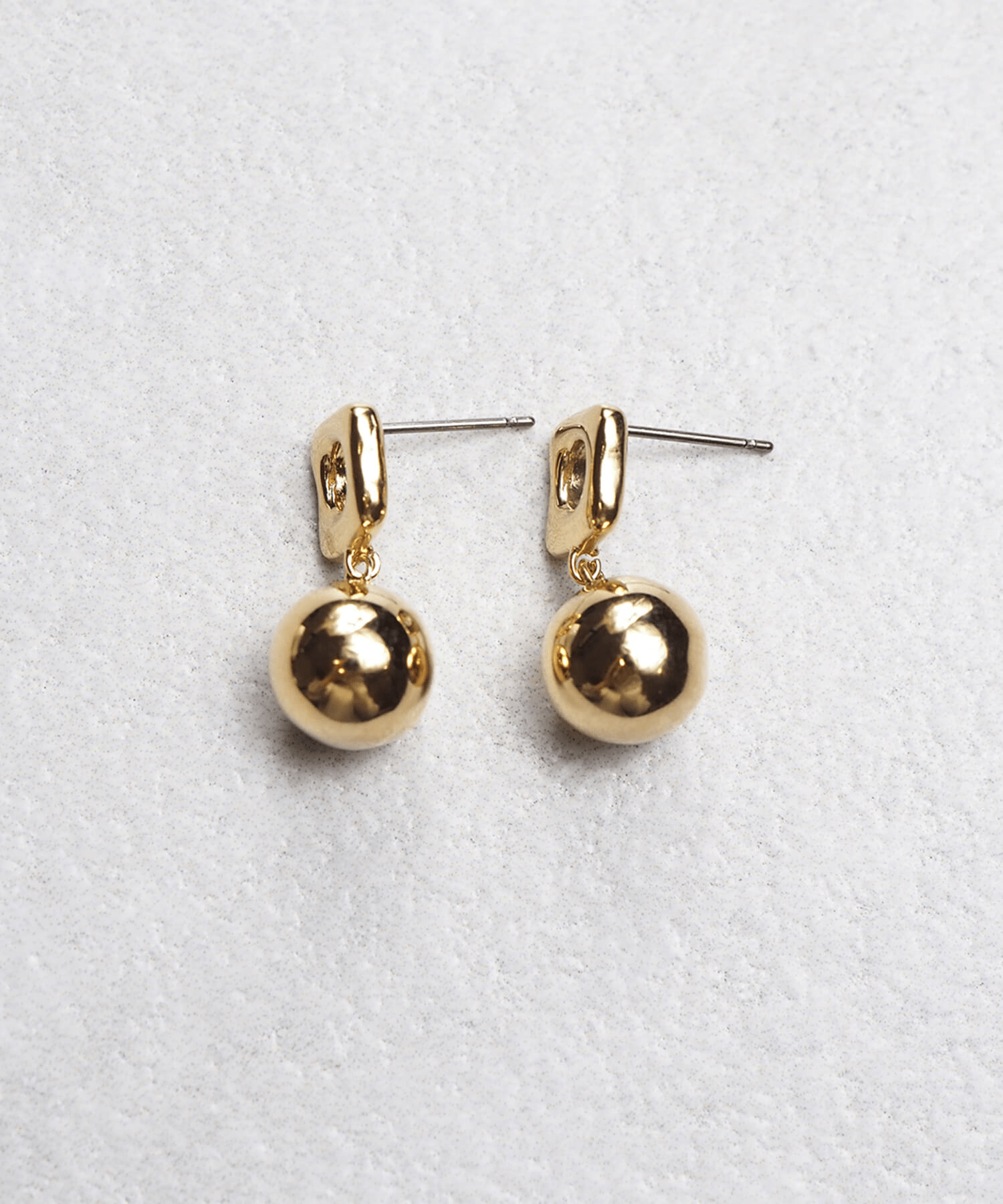 VATSURICA 【m-339P①】《mia trim》メタルボールピアス
