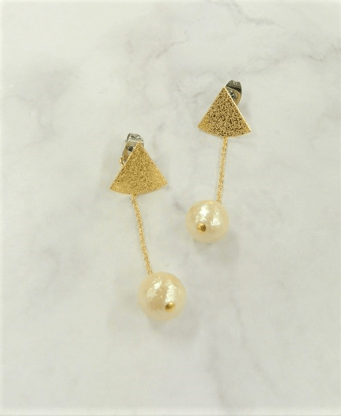 VATSURICA 【t-1091P トライアングル】trim コットンパールバックキャッチピアス
