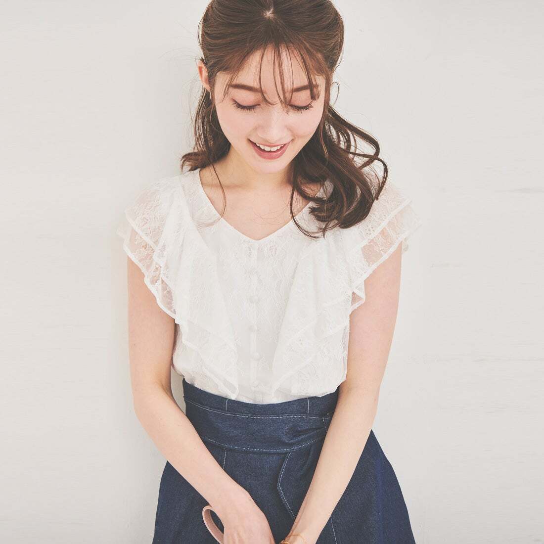 LAISSE PASSE フリルレースブラウス