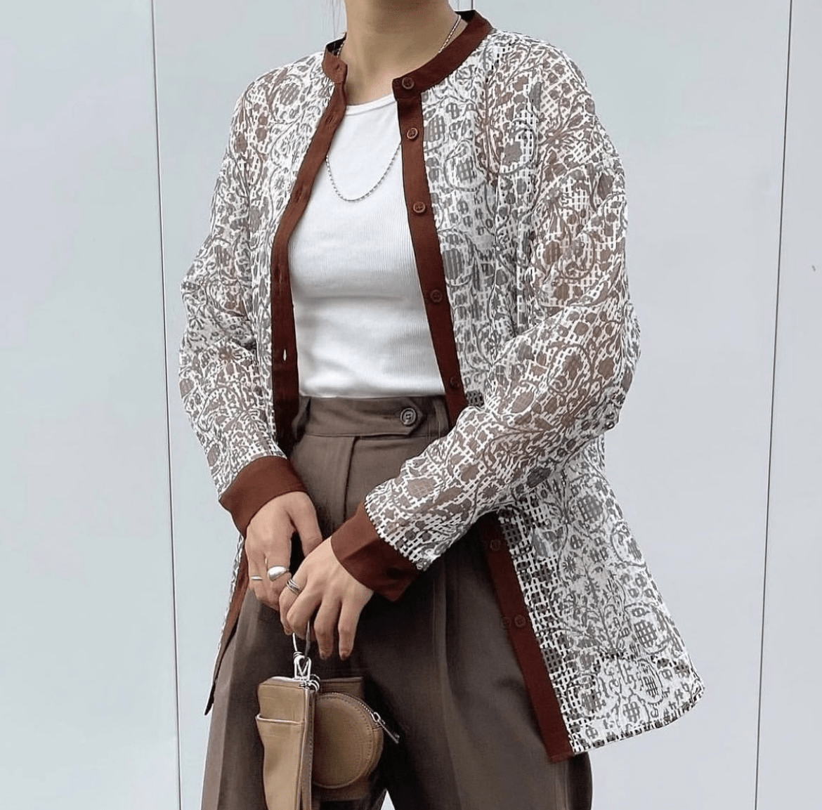 JBG company 【3color】メッシュオンレースプリントブラウス
