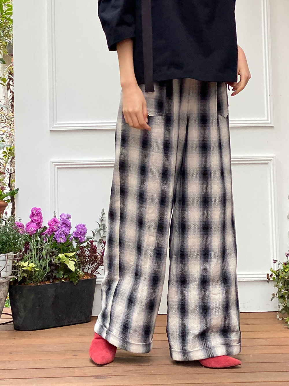 avie ロービングチェックワイドパンツ