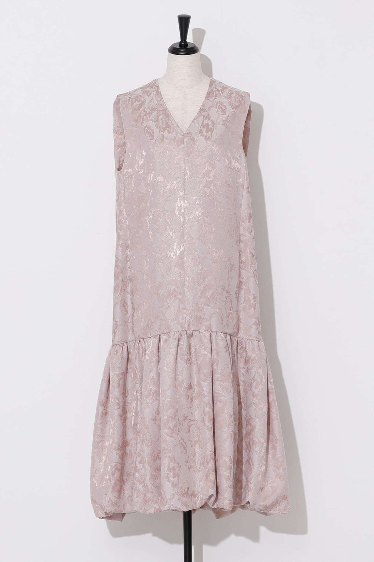 Arobe Swaying Flower Jacquard Balloon Dress