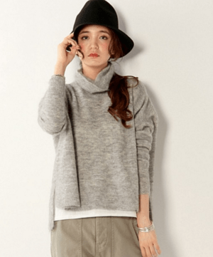 UNITED ARROWS <DESIGNERS REMIX(デザイナーズリミックス)>サイドスリット タートルニット