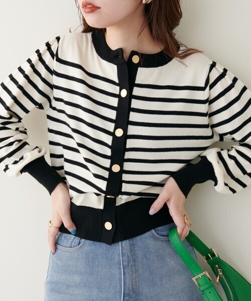 natural couture おしゃれゴールド釦シンプルカーディガン