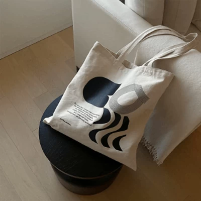 新品タグ付】silent 川口春奈さん着用❄️〈GibouLee〉hoodie