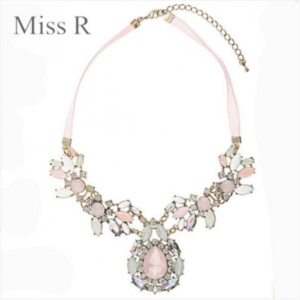 Miss R ラインストーンネックレス