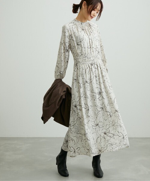 ROPE' PICNIC 【emur】アートフラワー柄シャーリングカラーワンピース