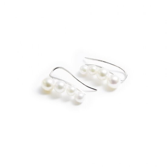 oeau greedy earclip / pearl