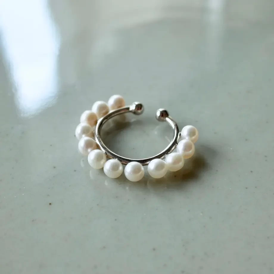 ReFaire Twelve Pearl EarCuff