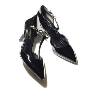 LADYMADE T-Strap Pumps
