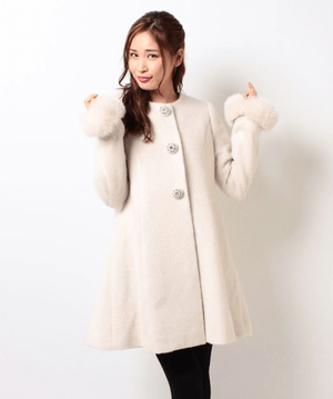 LAISSE PASSE ノーカラーレディーフレアーコート