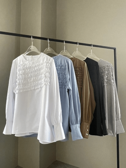 BayBee slanting frill blouse(khaki)
