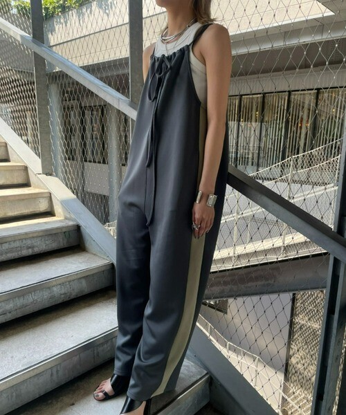 AIC. サイドライントラックサロペット