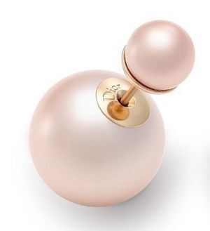Christian Dior トライバルボール ピアス