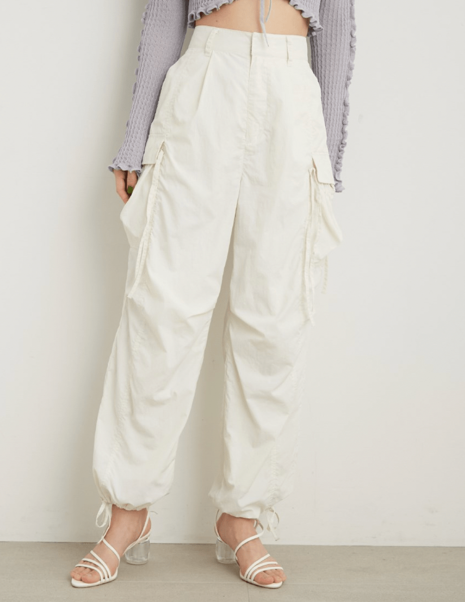 Lily Brown ドロストコクーンカーゴパンツ