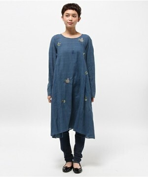 45R 藍フェザーカディ小花刺繍ワンピース