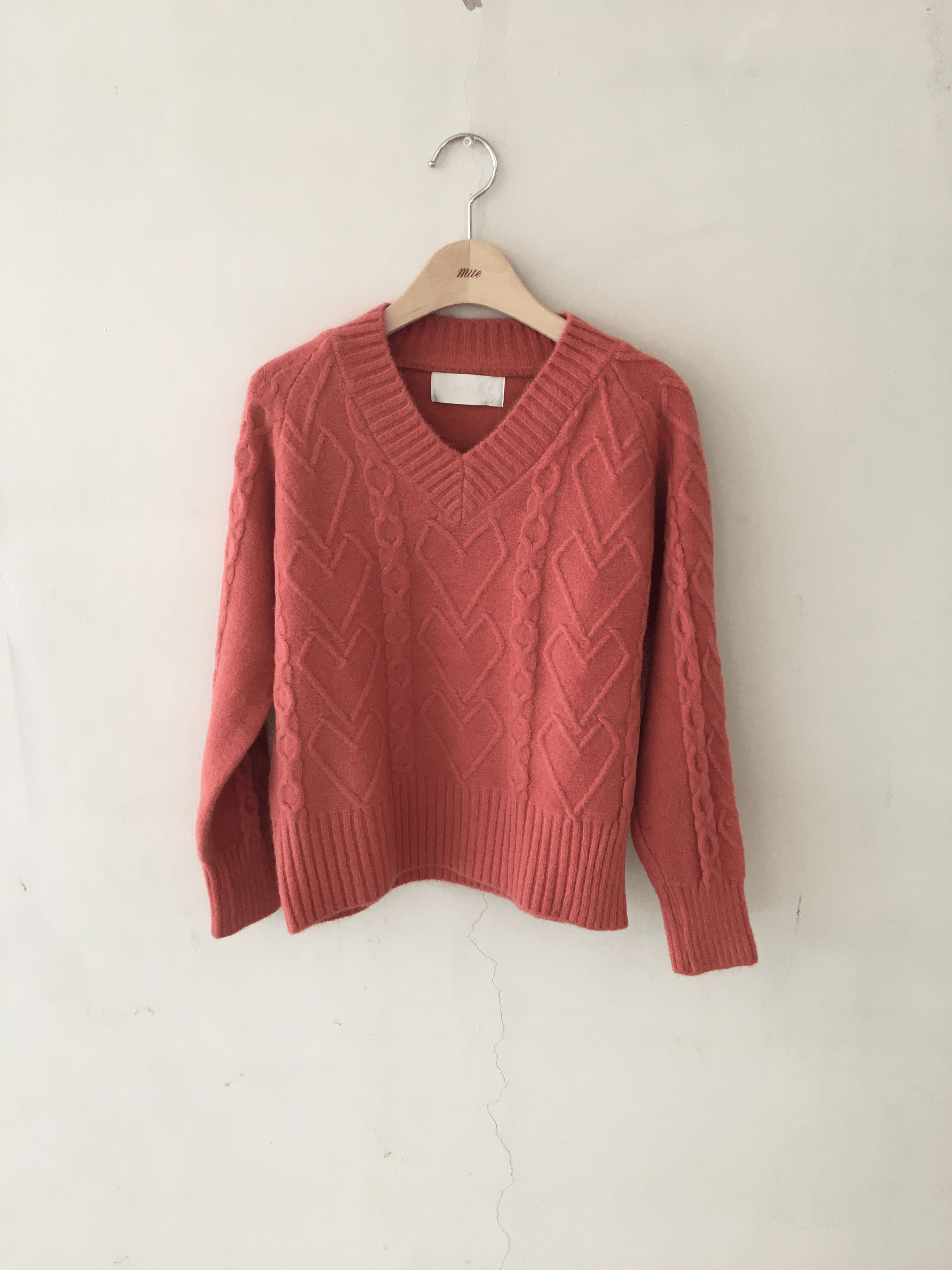 mite girly v knit