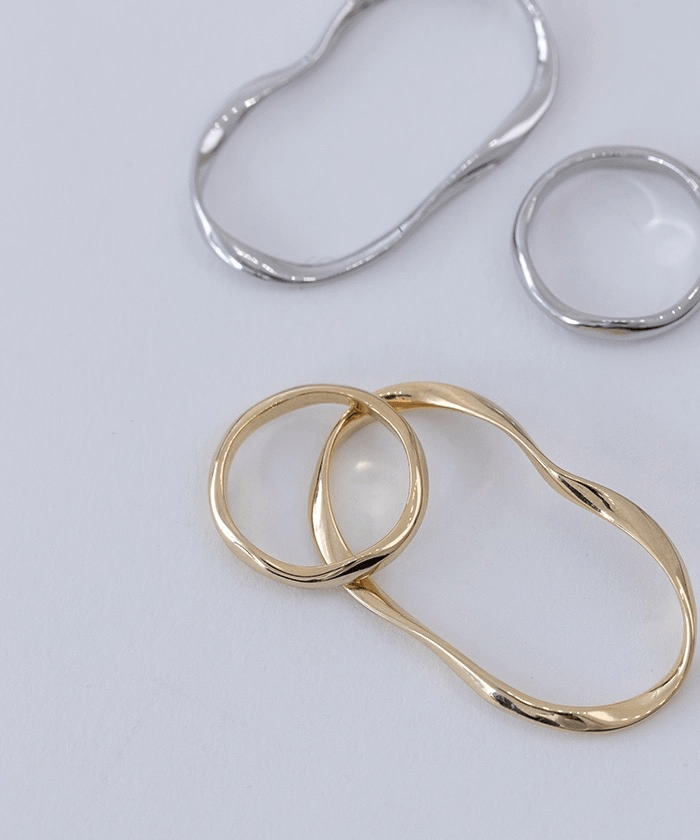 Jolie Mallette Two Finger Ring