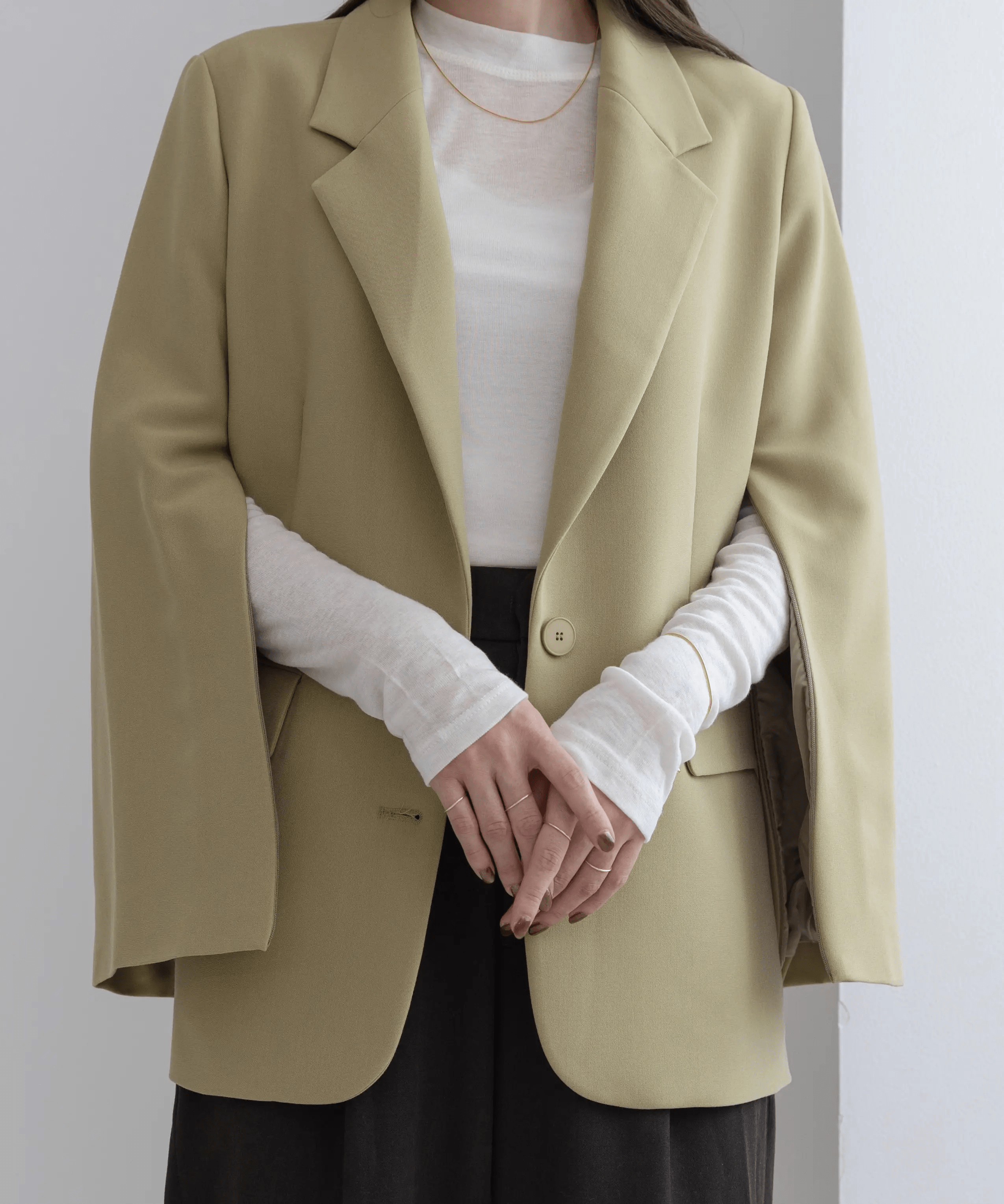 Jolie Mallette 2WaySleeve Slit Jacket