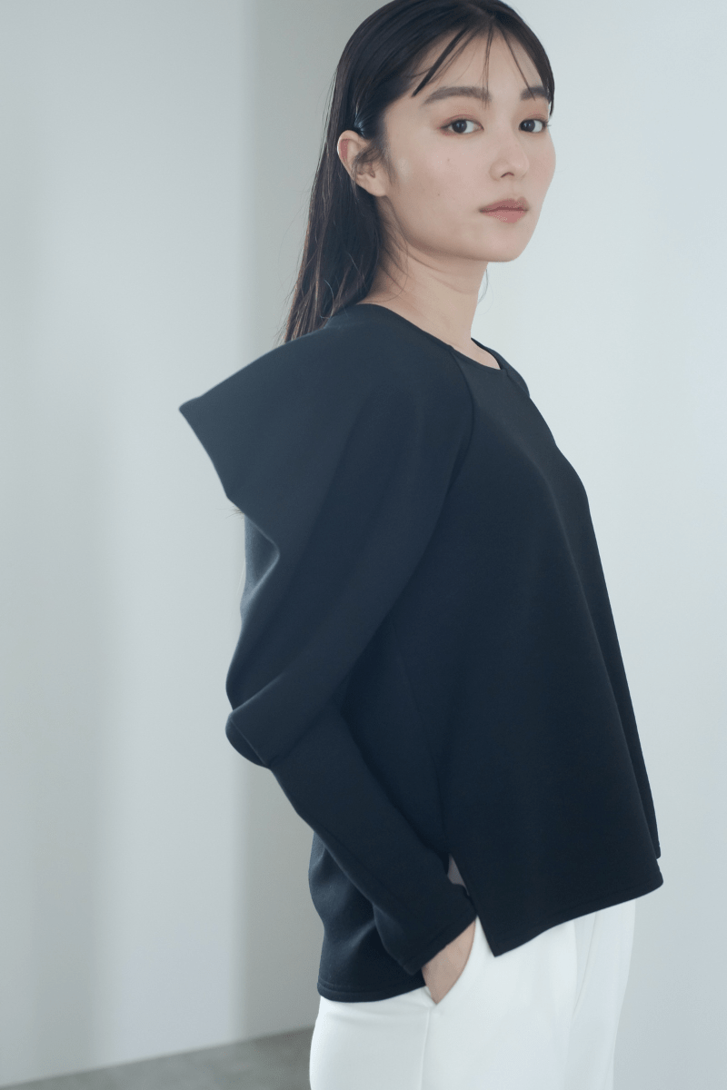maison de Dolce. ポインティプルオーバー【black】